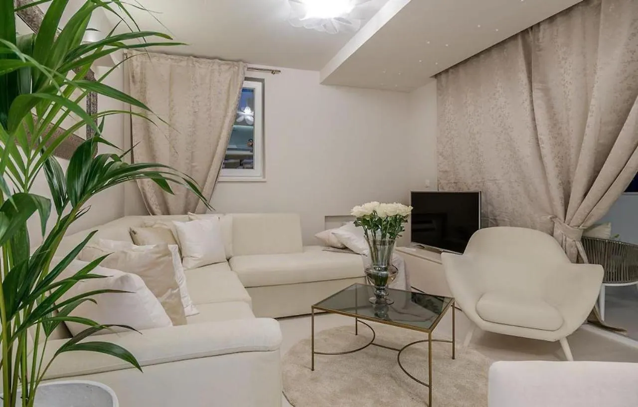 Levelup Apartment Сплит 0*,